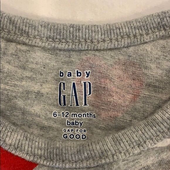 BabyGap L/S onesie   - Picture 2 of 2